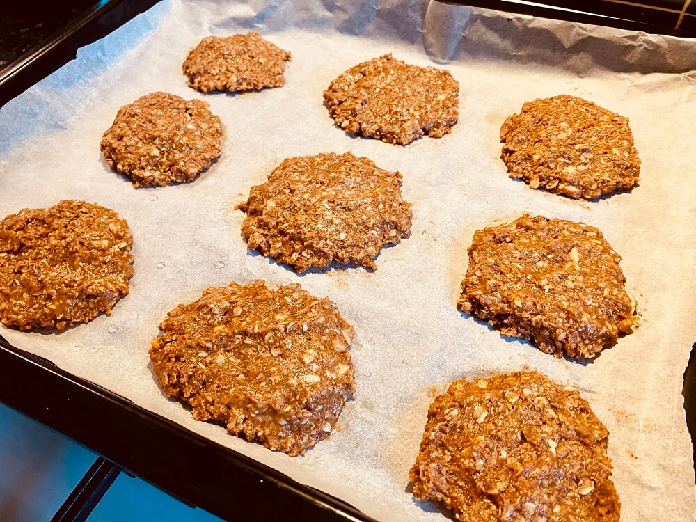 low sugar peanit butter, walnut and cashew cookies 6